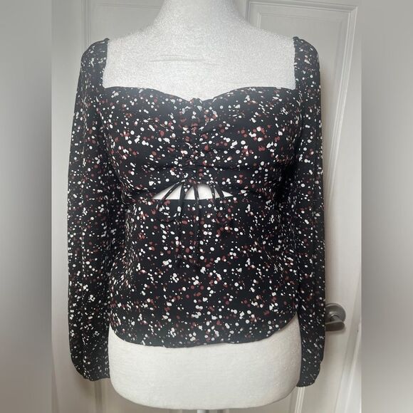 Abercrombie & Fitch Black White Puff Sleeve Baby Doll Top Front Cutout Size S - Picture 1 of 7